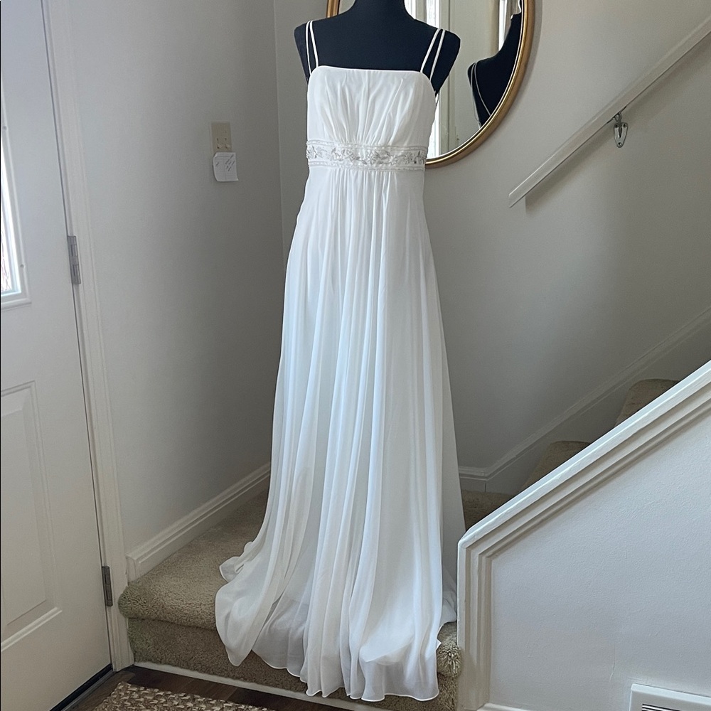 David's Bridal Ivory Empire Waist Spaghetti Strap Chiffon Bridal/Prom Gown 8 - Picture 6 of 16